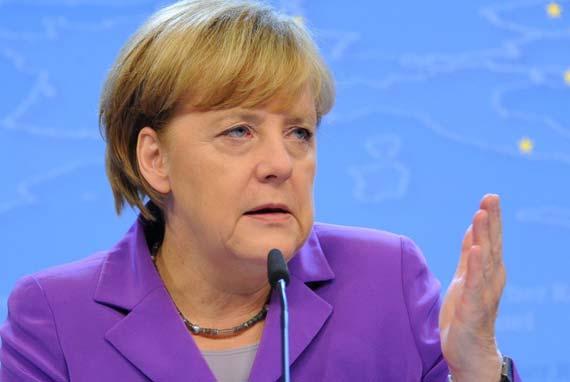 sâmbãtã, 29 august 2015 Cancelarul german, Angela Merkel, a afirmat ieri cã liderii politici din Uniunea Europeanã (UE) sunt gata sã se întâlneascã în cadrul unei reuniuni de urgenþã pentru a discuta