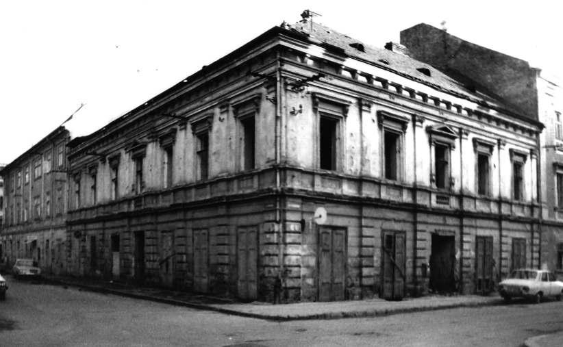 Ungureanu la nr. 2/A / 1986 photo of the building on E.