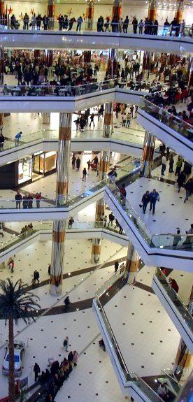 Cevahir Mall Cevahir Shopping Centre este cel mai mare mall al Europei, al 6-lea in lume.