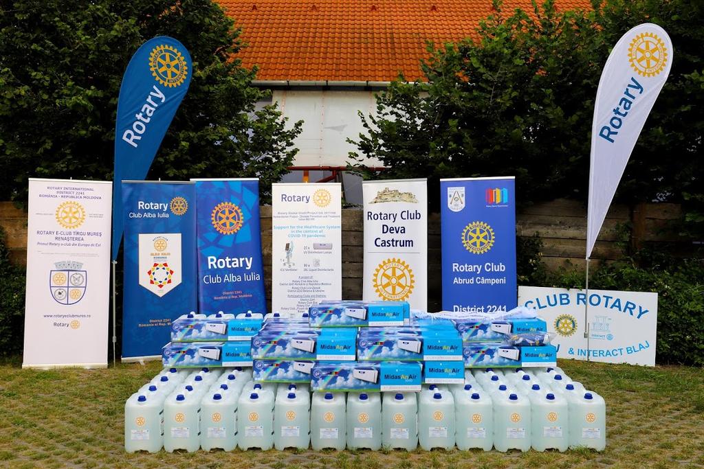 Pentru finanțarea și implementarea acestui proiect, Rotary Club Alba Iulia a coagulat un grup de cluburi partenere, astfel aducându-și aportul Rotary Club Sebeș, Rotary Club Blaj, Rotary Club Cluj