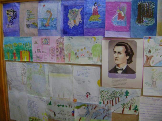 Eminescu văzut prin ochi de copil Expoziţie de carte cu principalele opere ale