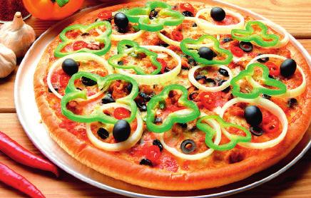 g 26 lei Pizza Quattro Carne Blat pizza, sos rosii, mozzarella, şuncă, salam, cârnaţi, bacon 540 g 24 lei Pizza Capricciosa Blat pizza, sos tomat, mozzarella, șuncă presată, ciuperci, măsline, ardei