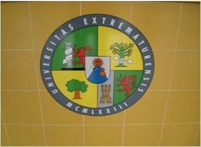 UNIVERSITATEA EXTREMADURA Departamentul Tanara Initiativa Centrul se bazeaza pe doua linii