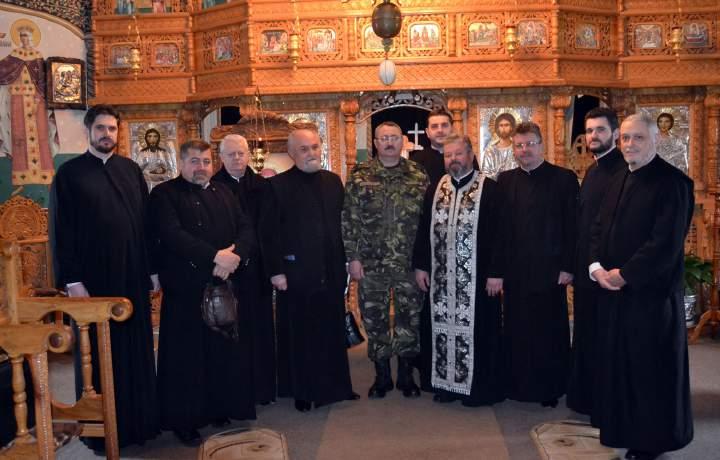 Ziua Internațională a Poeziei, în parohiile vâlcene În data de 21 martie, cu binecuvântarea Părintelui Arhiepiscop Varsanufie, în parohiile din Arhiepiscopia Râmnicului au fost desfășurate mai multe