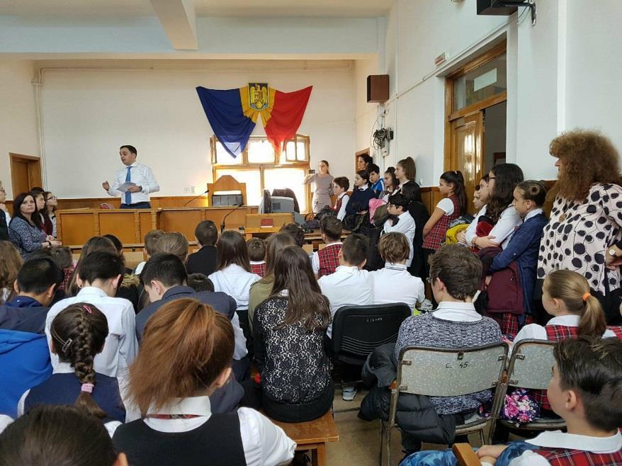 JUDEŢUL DÂMBOVIŢA În judeţul Dâmboviţa s-au implicat un număr de 74 de unităţi de învăţământ, din care 57 şcoli