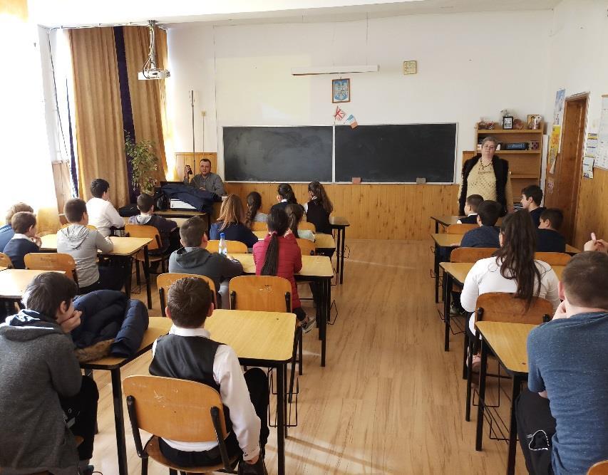 JUDEŢUL VÂLCEA În județul Vâlcea, au fost implicate un număr de 32 unități de învățământ preuniversitar, din