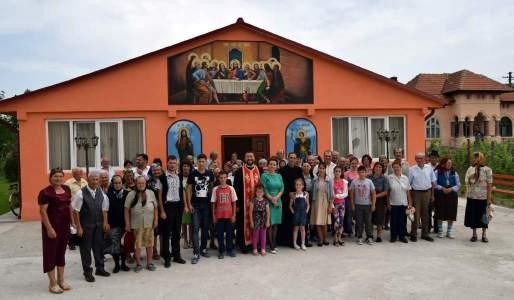 Cateheză despre Sfânta Treime la Școala Nicolae Bălcescu din Drăgășani Vineri, 17 iunie, în întâmpinarea hramului bisericii din Parohia Momotești, în cadrul parteneriatului educațional dintre parohie