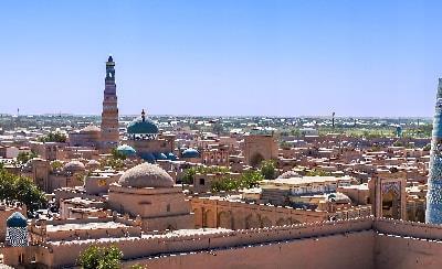 Tashkent este cel mai mare oras din Asia Centrala, cunoscut sub numele actual inca din secolul X.