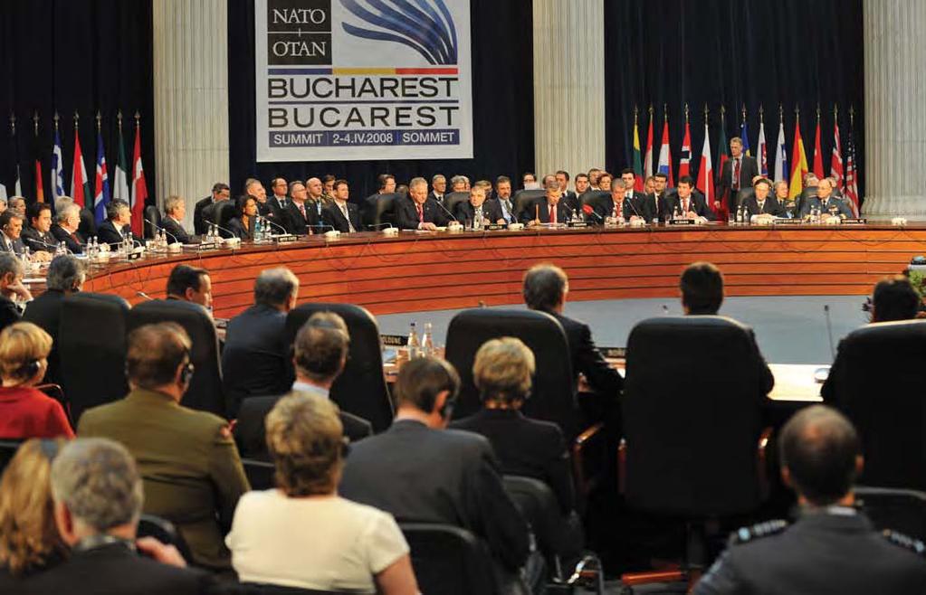 Dimensiunea de securitate a politicii externe a României Summitul NATO (Bucureºti, 2 4 aprilie 2008), Sala mare de reuniune, Palatul Parlamentului 3.04.