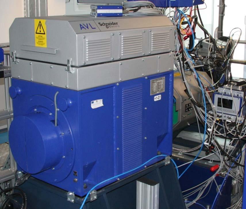 Dinamometrul ACTIV Camera de testare Specificaţiile dinamometrului ca generator (frână): Moment nominal: 525 Nm Putere nominală: 220 kw Turaţie nominală: 12.