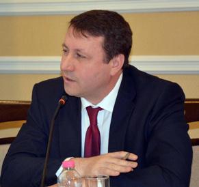 Igor Munteanu, directorul executiv IDIS Viitorul : Autoritățile locale trebuie să investească în oameni Cu cât mai multă transparență există în cadrul autorităților locale, cu atât este mai scurt