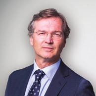 AUDITUL PUBLIC ÎN UNIUNEA EUROPEANĂ 163 ORGANIZARE CONDUCERE PREȘEDINTE Arno Visser a fost numit în această funcție la 15 octombrie 2015. El a devenit membru al Consiliului la 15 ianuarie 2013.