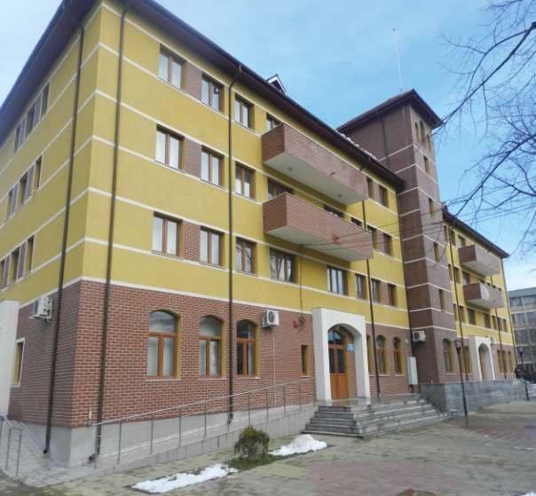 Cazare și masă Cămine studenţeşti Universitatea din Craiova oferă aproximativ 3100 de locuri de cazare în cele 11 cămine studenţeşti din campusuri. Campus Agronomie - Str. Libertăţii, Nr.