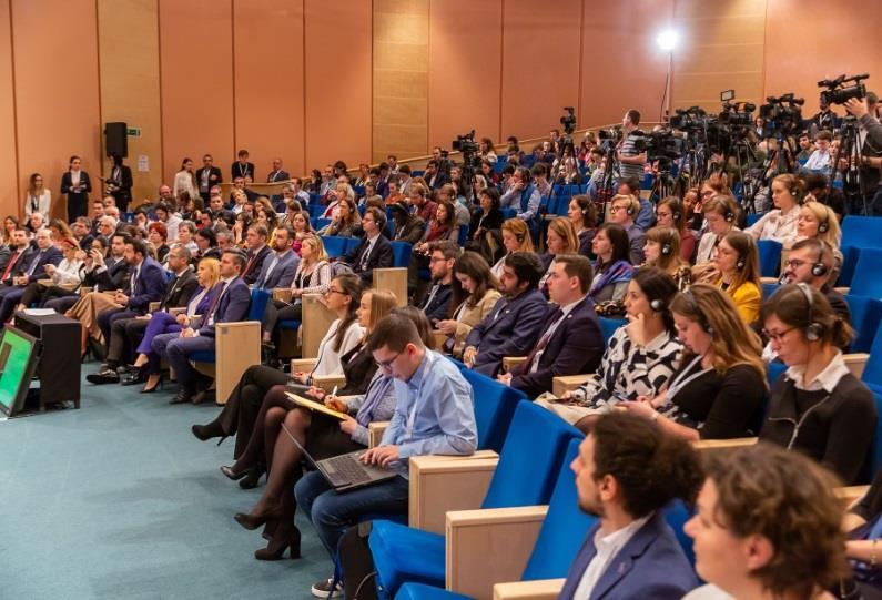Domeniul TINERET În domeniul tineret, PRES RO a organizat la București, Conferința UE pentru Tineret (26-28 Martie), cel mai mare eveniment de