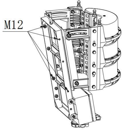 5.Utilizați 4 seturi de șuruburi M12 deșurubate de la pasul 2, si montați strâns setul de treaptă 3 pe suport prin 4 orificii de montare pe