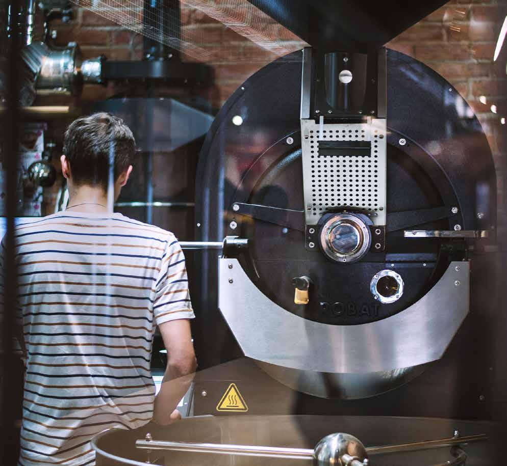 Theirs is a story of success and dedication, having started nearly four years ago and currently managing 1 van and 3 cafés (2 in Lisbon, 1 in Porto), alongside roasting and supplying a lot of places
