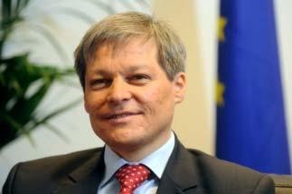 1. Introducere Dacian Cioloș Comisar pentru agricultură și dezvoltare rurală Anul 2013 va fi o nouă etapă esențială în istoria PAC.
