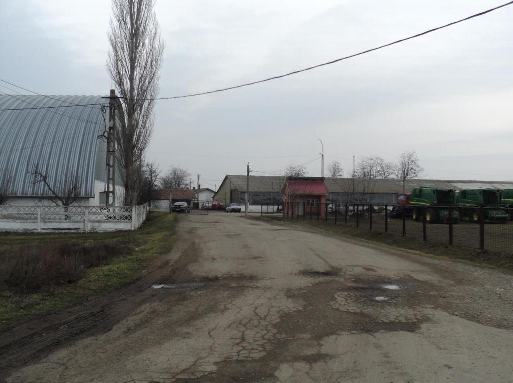 Fig. 11. Unităţi de producţie agricolă din comuna Padina, judeţul Buzău Productivitatea sectorului agricol a fost grav influenţată de către seceta din ultimii ani.
