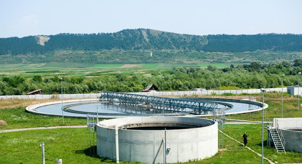 Programele de investitii derulate Canalizare Extinderea şi reabilitarea sistemelor de apă și apă uzată în regiunea Turda- Câmpia Turzii POS Mediu 2007-2013 1 Extindere retea canal 61,69 km Indicatori