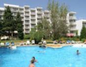 Hotel Sandy Beach 3* 30 EUR all inclusive Localizare: situat la 50m de plaja si a fost complet renovat in anul