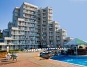 Hotel Elitsa 3* 24 EUR all inclusive Localizare: este situat pe plaja, la 500 m de centrul