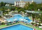 05 239 229 269 259 Locatie: Hotelul recent renovat si mobilat se afla in zona cental- turistica a statiunii Paphos, la distanta de 150 m de cea mai buna plaja din statiune si 20 km de Aeroportul