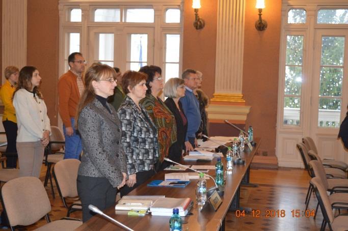 Procesul-verbal și stenograma ședinței ordinare a Consiliului Local al Municipiului Arad din data de 4.12.2018 2 Au participat: din partea executivului: dl.