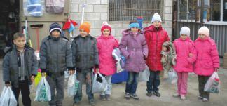 pentru Iubește Moldova: Provocare la Misiune Au loc primele evanghelizări pe râu, prin ciclism și trekking împlinește 10 ani Proiectele de ajutor aprovizionează copiii cu îmbrăcăminte de iarnă