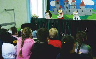care adună fonduri pentru proiectele OM și lucrătorii moldoveni 2014 Prima conferință pentru fete în situație de risc de la centrele noastre de zi Echipele locale cu cea mai lungă durată de