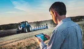 Conectivitate între client și utilaj - permite gestionarea activităților agricole direct din cabina tractorului, din birou sau din altă parte a lumii.