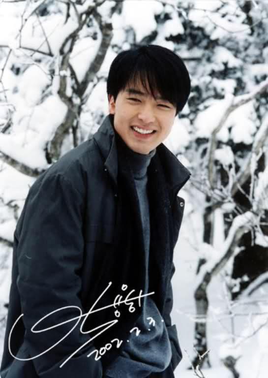 Japonia, odata cu rolul din Winter Sonata, in care a jucat alaturi de Bae Yong Joon si Choi Ji Woo.