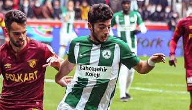 Yeşil beyazlı ekip sezon çıktığı 12 resmi maçta da gol sevinci yaşamayı başardı. Bursaspor, 2019-2020 sezonuna da aynı şekilde giriş yapmış ancak gol zinciri 11 maç sürmüştü.