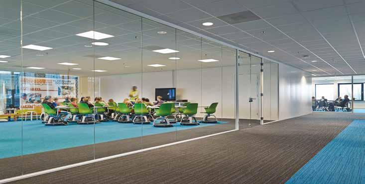 Birouri 65 % Într-un spaţiu de birouri, lumina ajută oamenii să se concentreze, coopereze și să comunice. Lumina potrivită creează un mediu de lucru comfortabil și sănătos.