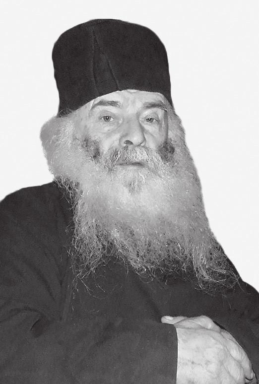 Părintele Proclu Nicău, pe numele de botez Gheorghe, s a născut pe data de 13 noiembrie 1928 în satul Mitocu Bălan din județul Neamț.