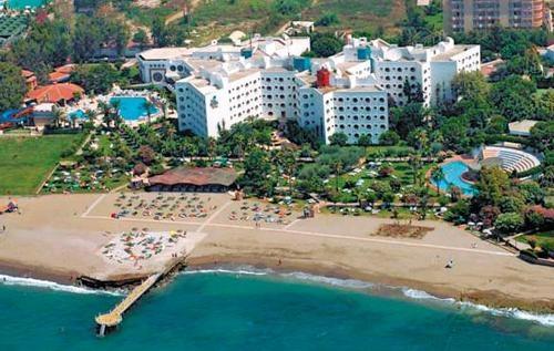 Hotelul Mc Park este situat pe plaja din Konakli,la 10 km de Alanya si 110 km de aeroportul international Antalya.