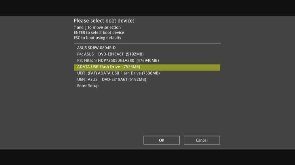 Capitolul 1 Utilizarea sistemului de operare Windows 7 Preîncărcarea driverelor USB 2.0/3.0 în vederea instalării Windows 7 Preîncărcaţi driverele USB 2.0/3.0 pentru a putea utiliza tastatura şi mouse-ul în timpul instalării Windows 7.