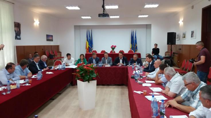 Din agenda conducerii 24 mai Președintele ANRE, Dumitru Chiriță, a efectuat o vizită de lucru în județul Satu Mare.