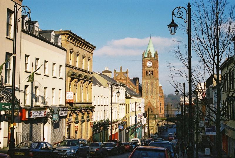 Ziua 7 / 22.08.2019: Ballina Sligo Londonderry Giant s Causeway Belfast Mic dejun. Itinerariul zilei ne va duce prin Sligo, orasul natal al celebrului poet William Butler Yeats si a pictorilor John B.