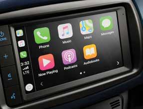 În combinație cu Apple CarPlay (conform imaginii din stânga), sistemul preia interfața iphone-ului și vă permite să utilizați aplicațiile de pe telefon pe ecranul tactil de 7 "pentru a va facilita