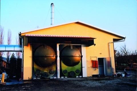 Gazeificarea paielor pentru baloţi rotunzi Putere calorică între 200 şi 1000 kw pentru producerea de apă caldă de până la 110 C