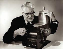 Chester Carlson Plotter PLOTTER Dispozitiv asemănător imprimantei, utilizat pentru imagini cu dimensiuni mari și rezoluție foarte bună.