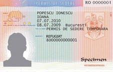 Înainte de a primi una din cele două forme de protecţie internaţională în România, o persoană are iniţial statutul de solicitant de azil.